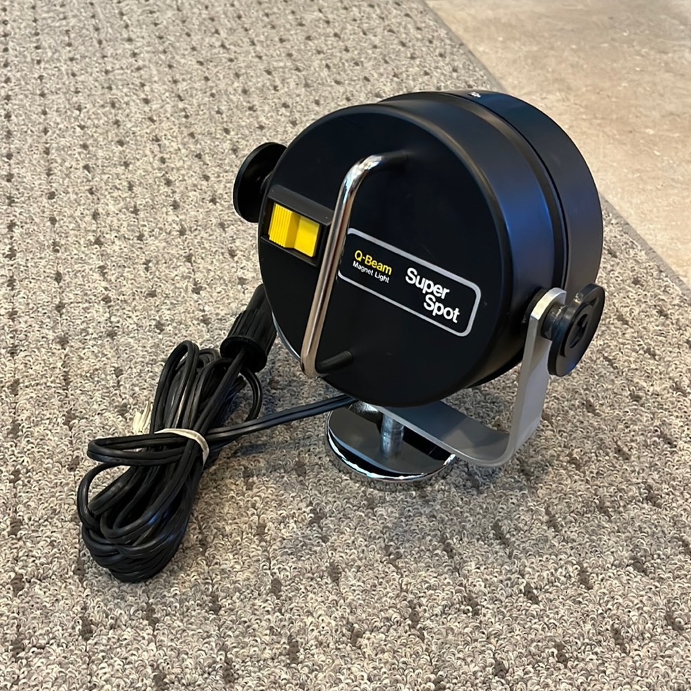 Vintage Q-Beam Spot Light